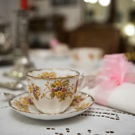 Odysseas Art Poros (Kefalonia)